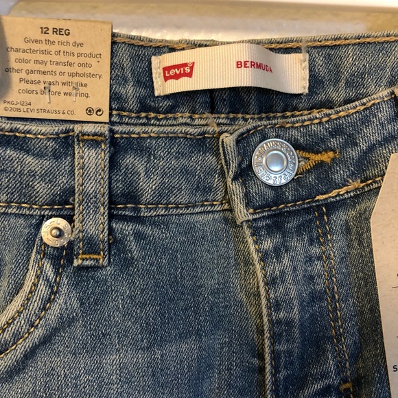 Levi’s Jeans Bermuda Shorts, Kid’s Size 12 Reg - Picture 9 of 9